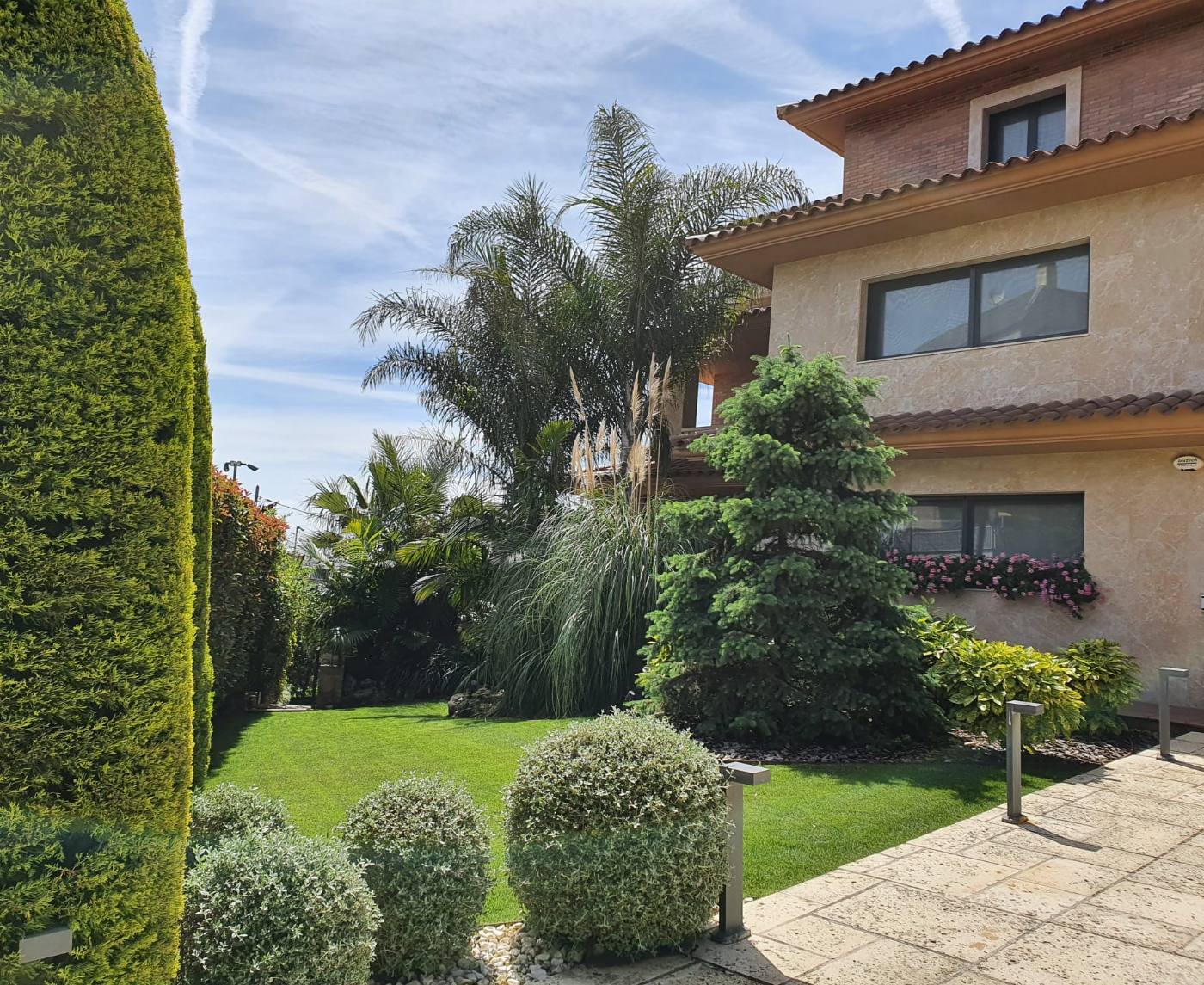 MAGNIFIQUE MAISON AVEC VUE SUR LA MONTAGNE, Montemar, Castelldefels, photo 1