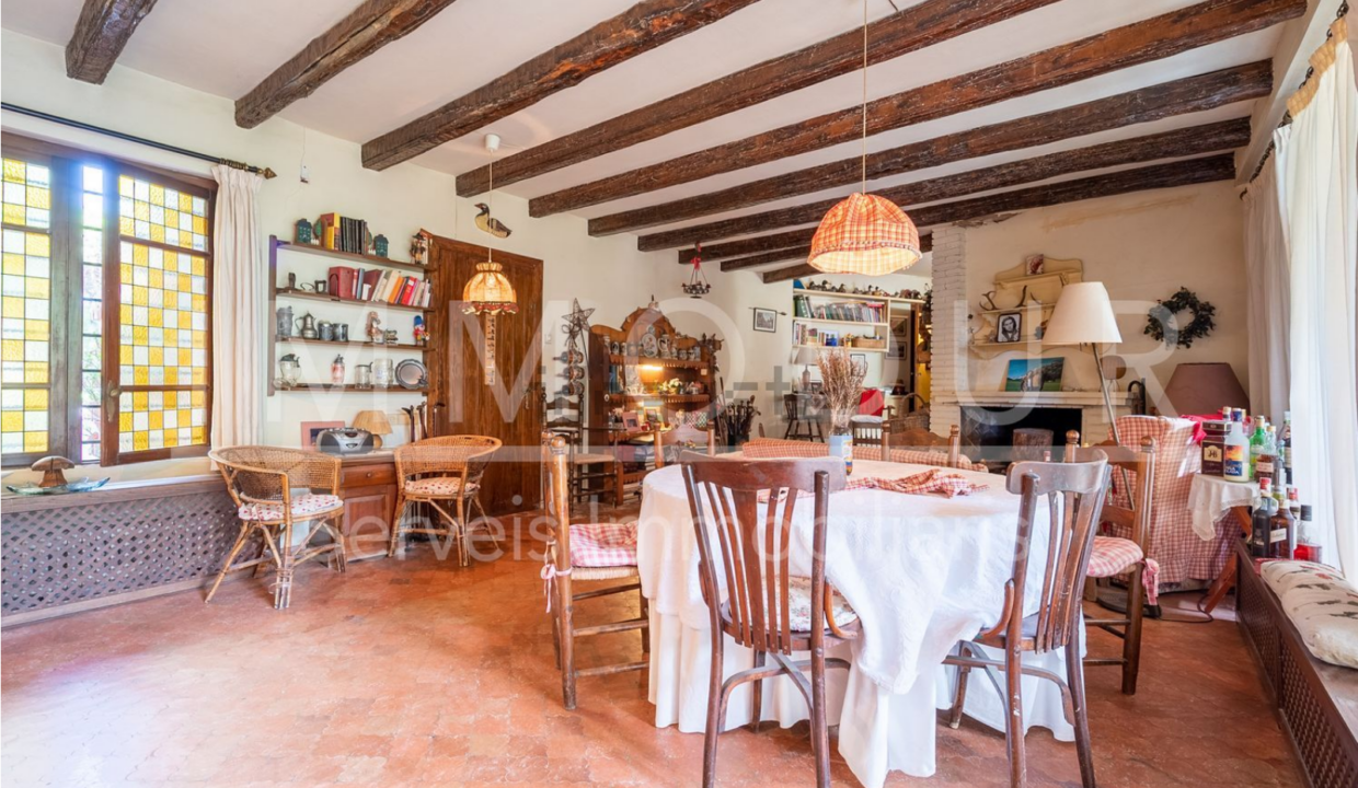 Screenshot 2022-11-07 at 13-09-04 Casa o chalet independiente en venta en paseo marina 12 s_n La Pineda Castelldefels — idealista