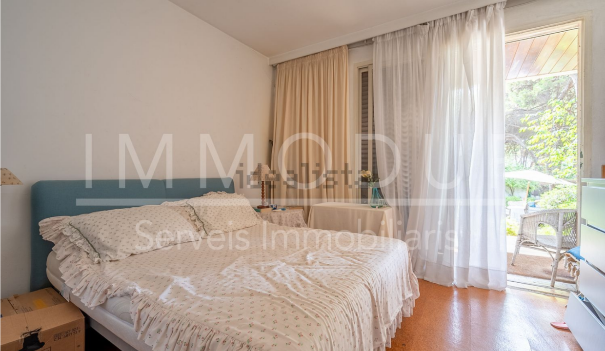 Screenshot 2022-11-07 at 13-09-13 Casa o chalet independiente en venta en paseo marina 12 s_n La Pineda Castelldefels — idealista