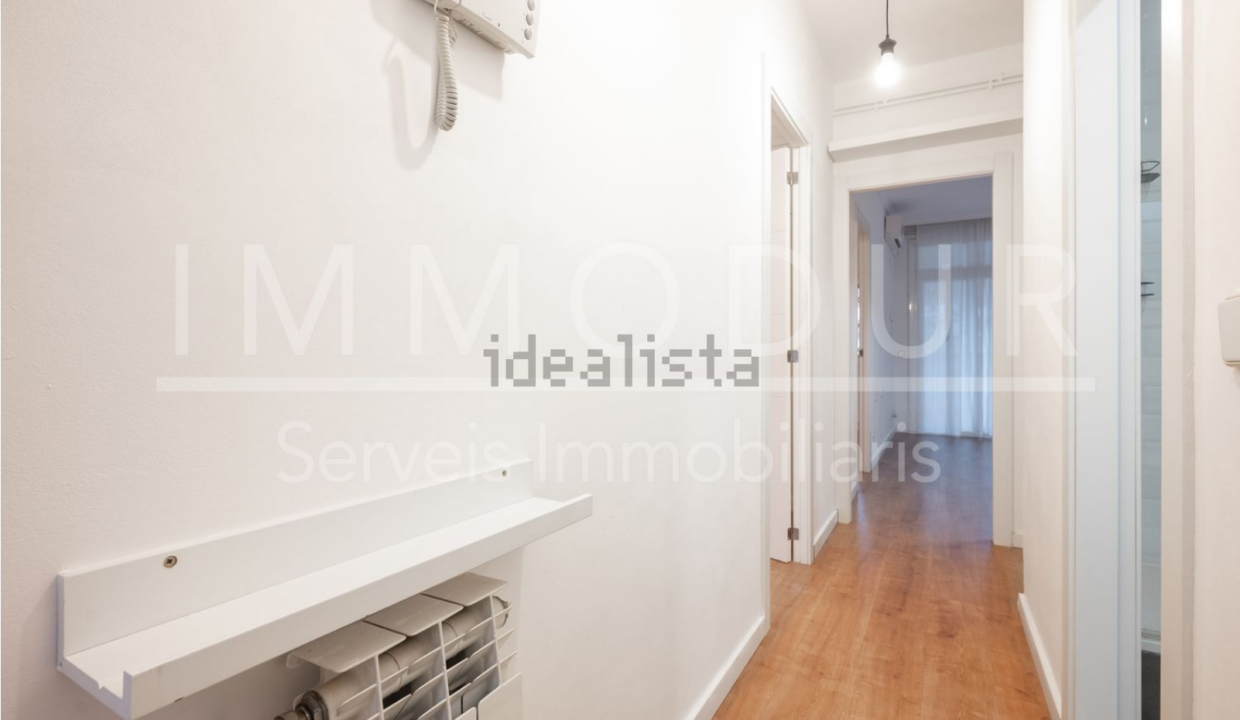 Screenshot 2022-11-07 at 13-14-59 Alquiler de Piso en avenida de la Pineda s_n Can Bou Castelldefels — idealista