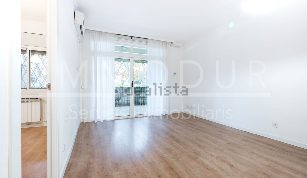 Screenshot 2022-11-07 at 13-15-23 Alquiler de Piso en avenida de la Pineda s_n Can Bou Castelldefels — idealista