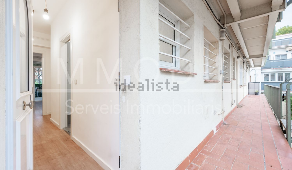 Screenshot 2022-11-07 at 13-16-04 Alquiler de Piso en avenida de la Pineda s_n Can Bou Castelldefels — idealista