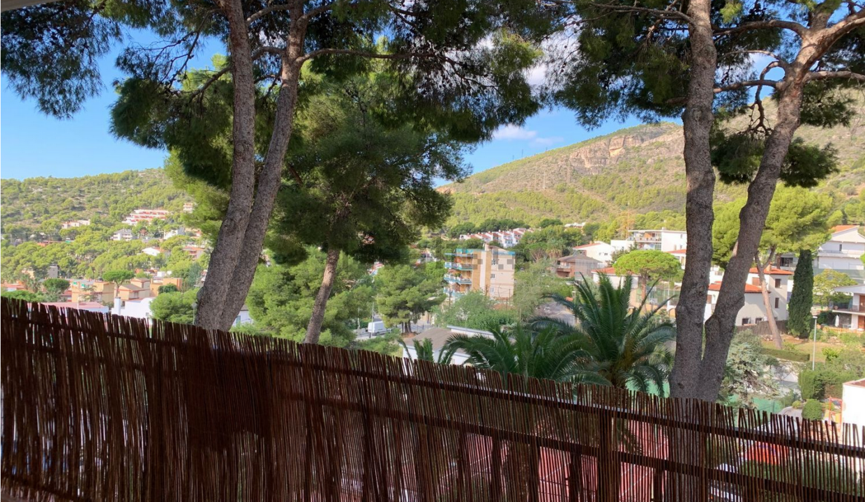 Screenshot 2022-11-07 at 13-17-25 Alquiler de Piso en Joan Maragall s_n El Poal Castelldefels — idealista