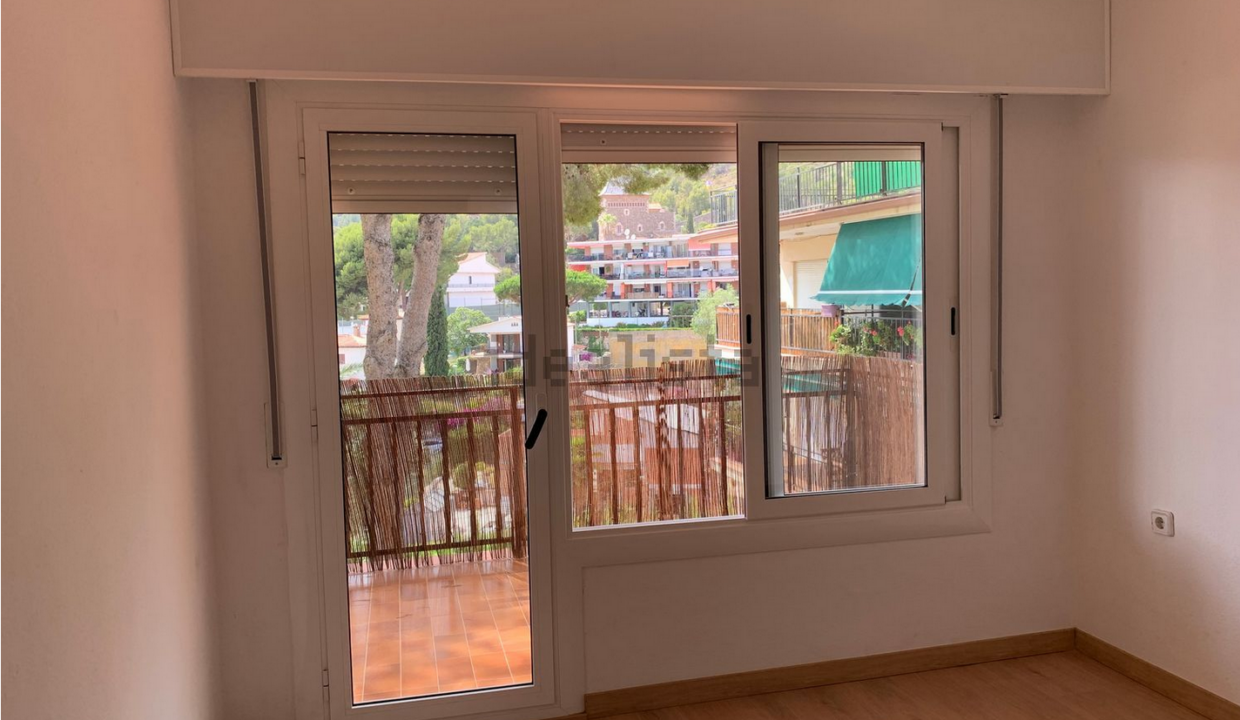 Screenshot 2022-11-07 at 13-18-23 Alquiler de Piso en Joan Maragall s_n El Poal Castelldefels — idealista